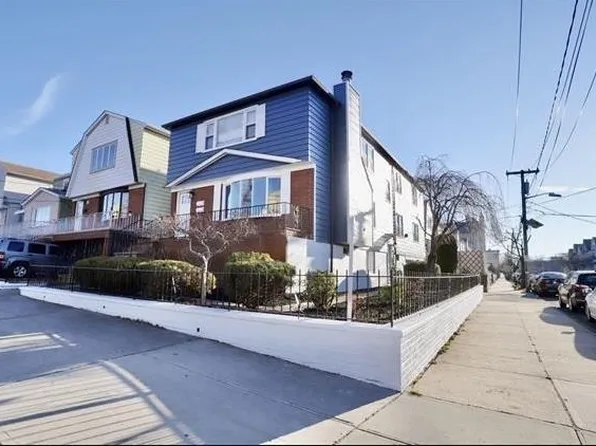 728 Kennedy Boulevard image 1 of 50