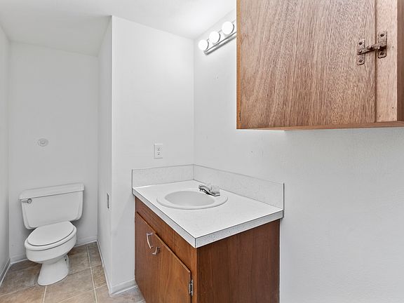3rd image of 4705 26th Ave SE