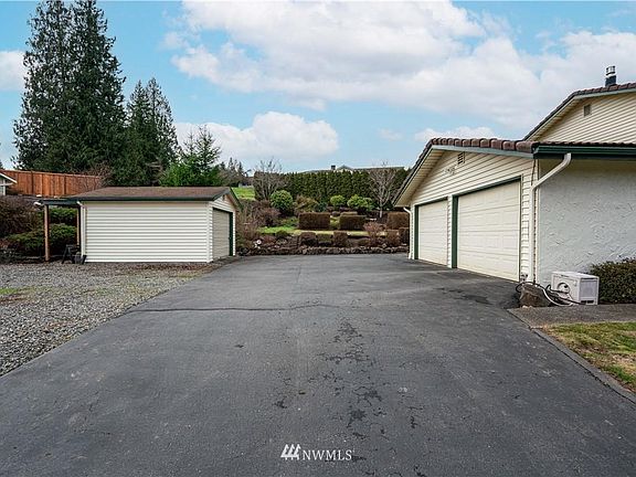 3rd image of 8216 144th Dr SE