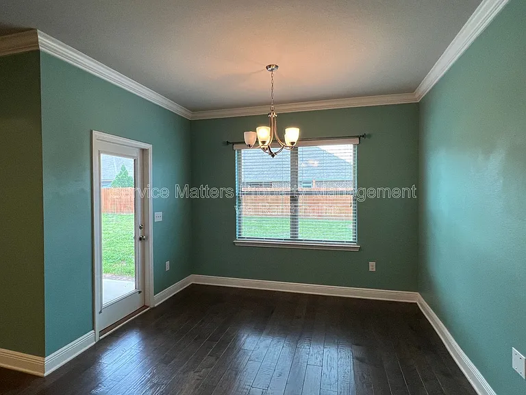 4533 Oak Orchard Cir — Photo 11