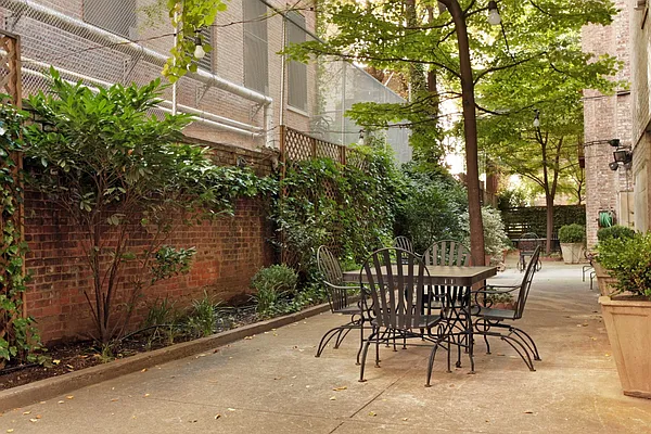 Sold by Corcoran | media 3