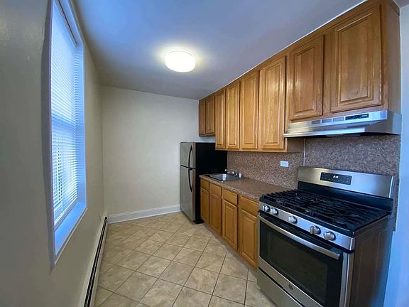 5th image of 86-25 Van Wyck Expressway E Service Rd #332