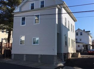 17 Erastus St, Providence, RI 02909