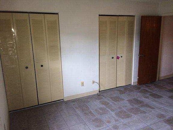 3rd image of 1381 Virginia Ave APT 7