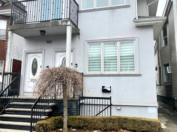 962 East 14th Street image 1 of 6