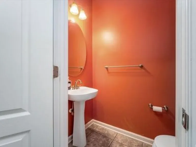 305 Adams Creek Rd — Photo 3
