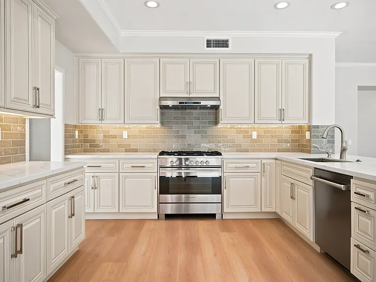 4324 Park Verdi — Photo 11