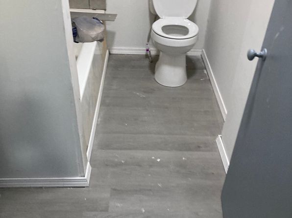 101 Knox Ave #1