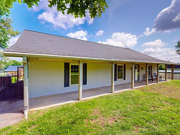 3rd image of 8180 Old Lovelaceville Rd