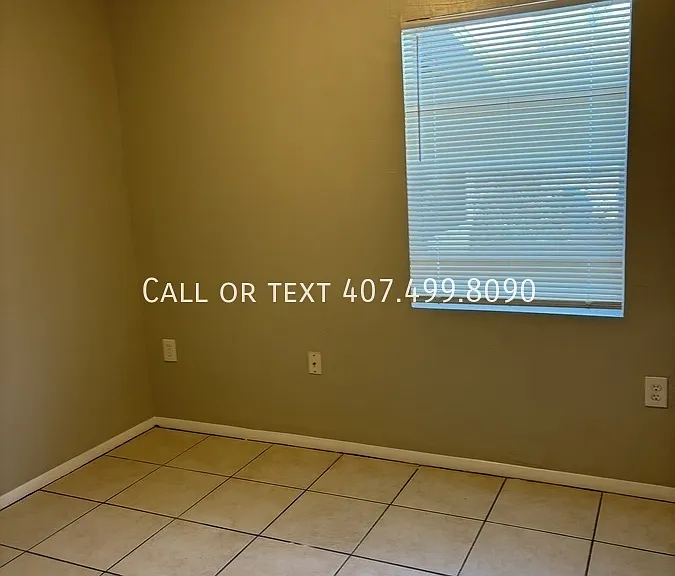 830 Carver St — Photo 7