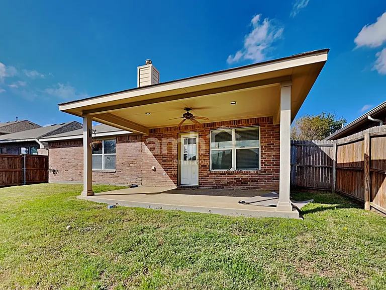 15500 Yarberry Dr — Photo 18