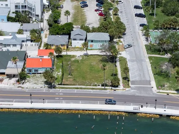 808 Pass A Grille Way Lot 1, Saint Petersburg, FL 33706