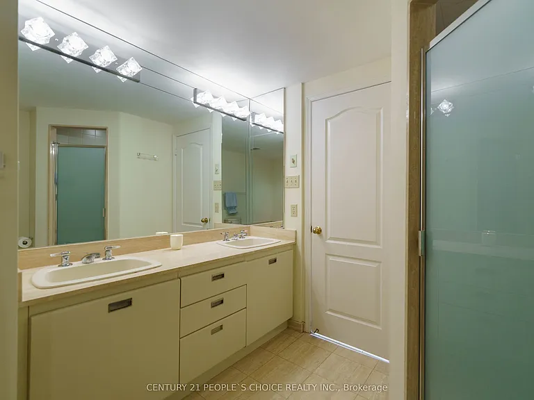 1905 Pilgrims Way #506 — Photo 29