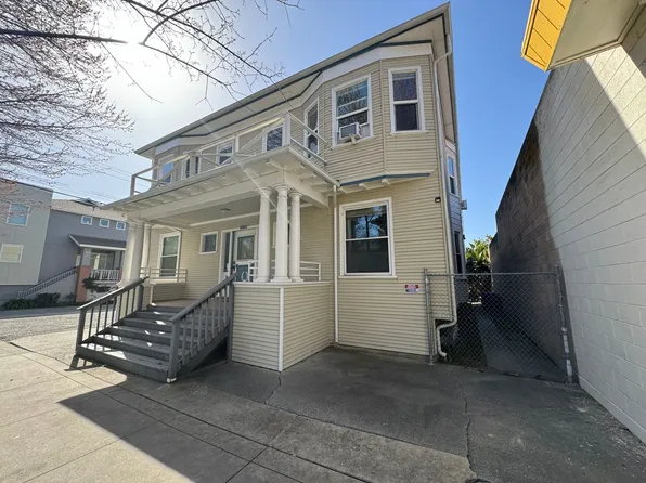 1912 10th Street, 1912 10th St #10-B, Sacramento, CA 95811