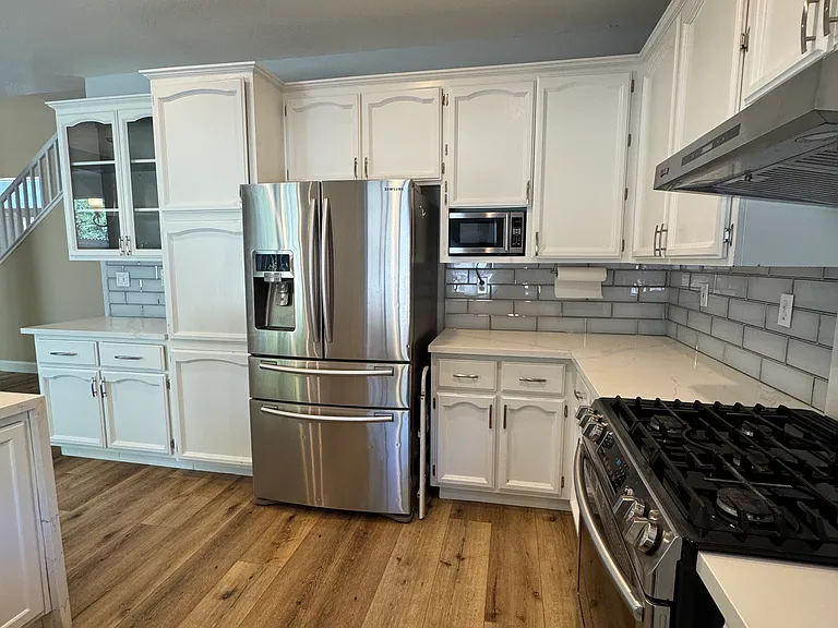 1370 Kerslake Cir — Photo 11