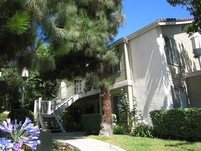 Emeritus Park Senior Apartments — Photo 5
