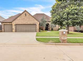 412 Swingman Rd, Yukon, OK 73099