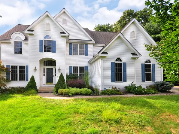 138 Trumbull Lane, South Windsor, CT 06074