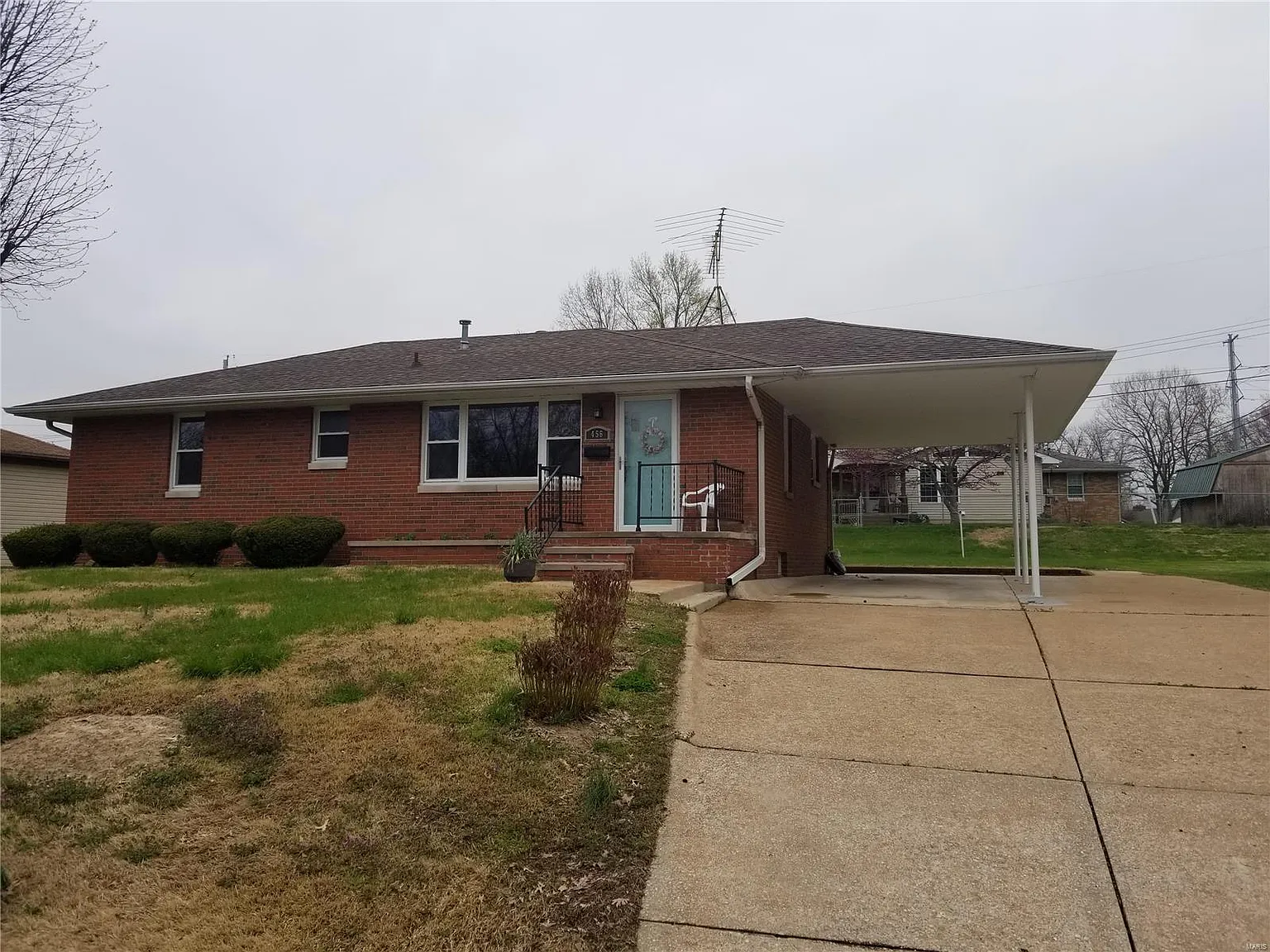 456 Sullivan St photo 1
