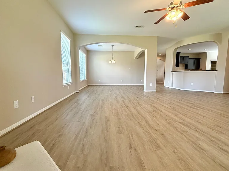 8139 Edenwood Dr — Photo 9