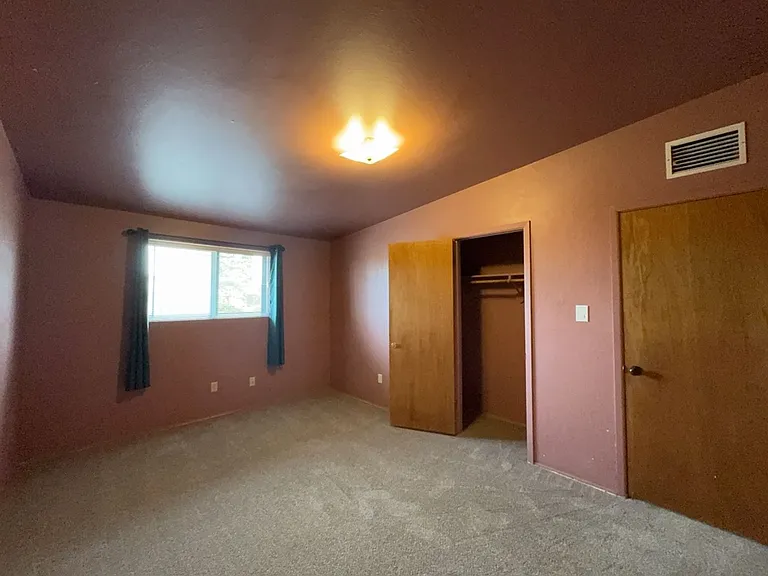 189 E James Dr — Photo 18