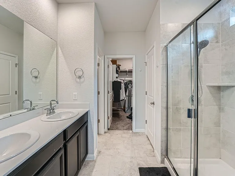 104 Red Cedar Ct — Photo 13