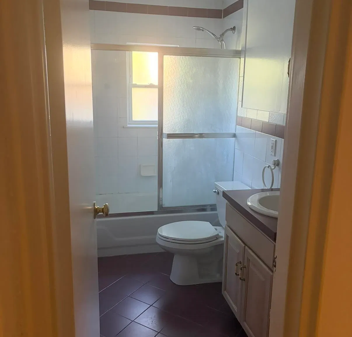 3 bed, 2.0 bath, $3,500 — Photo 2