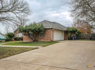 507 Mill Creek Dr, Salado, TX 76571