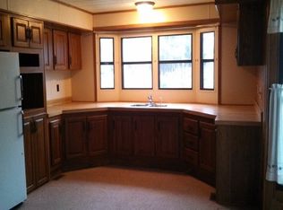 70 Somerdale Dr, Yoder, IN 46798