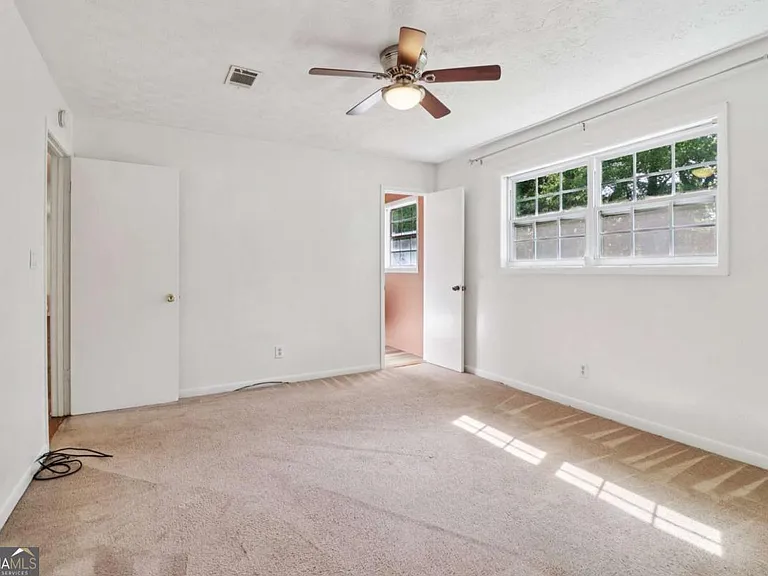 2344 Chestnut Log Pl — Photo 38