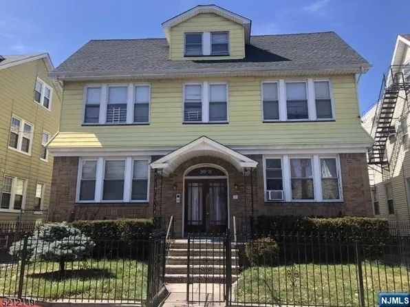 319-321 Kerrigan Blvd, Newark, NJ 07106