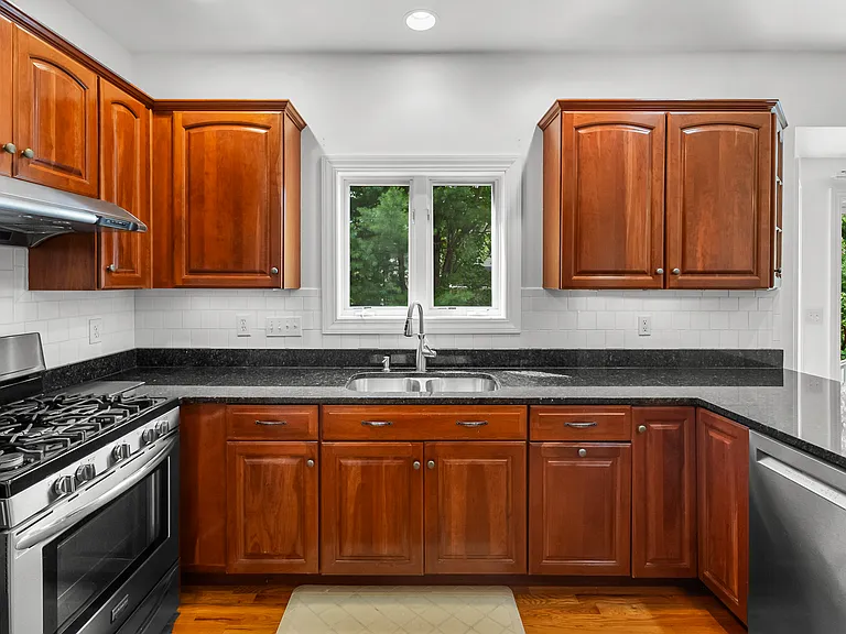 2 Oakline Ct — Photo 6