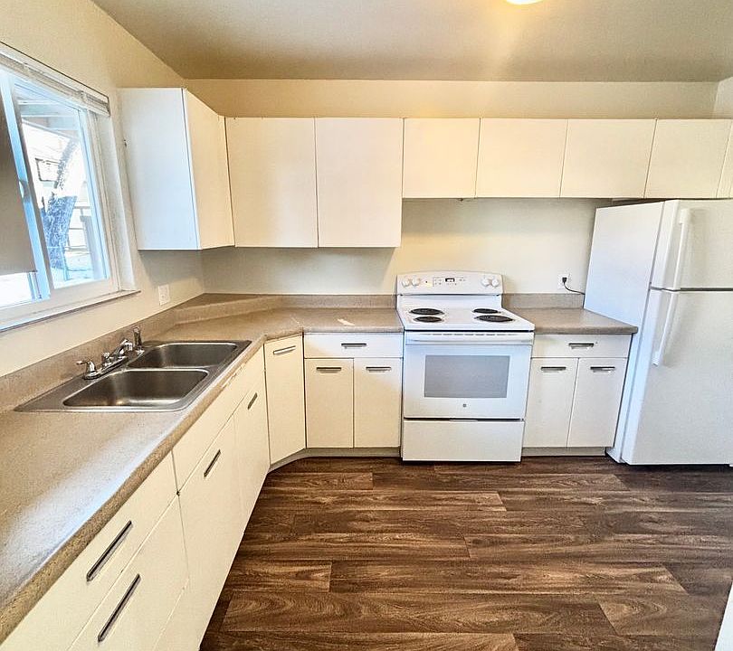 1st image of 2613 Concord St #208