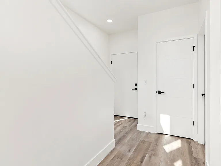 2367 Yakima Ave #D — Photo 15