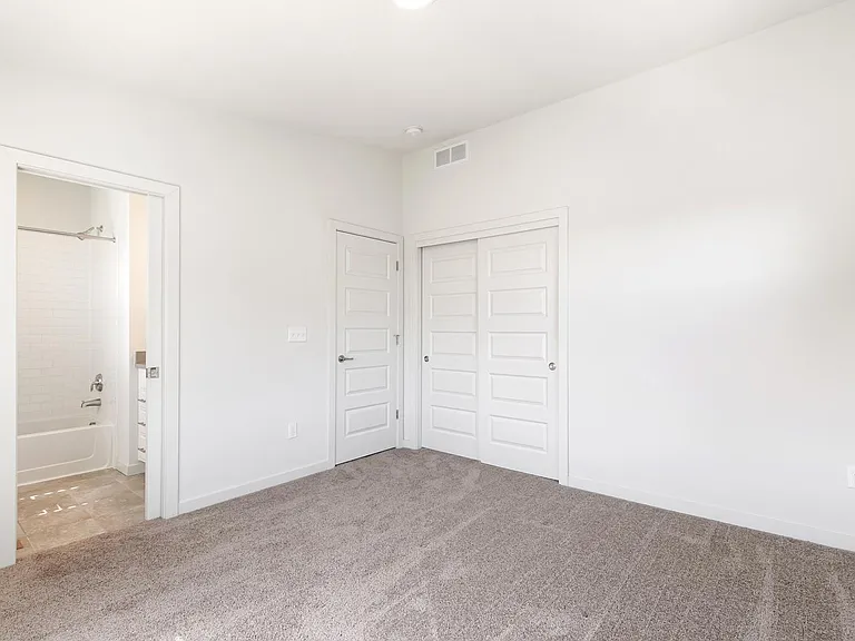 10069 Town Ridge Ln — Photo 10