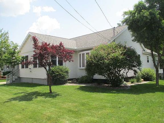 3rd image of 725 PHILLIP ST W W