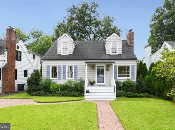 5712 4th St S, Arlington, VA 22204