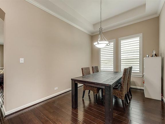 3rd image of 8619 Crescent Valley Ln