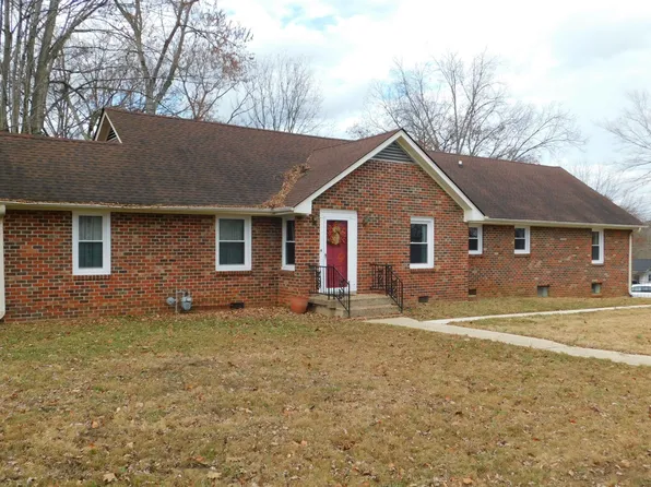 305 Hillcrest St, Manchester, TN 37355