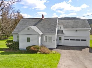 682 Castle Creek Rd, Binghamton, NY 13901