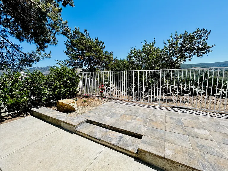 870 Windridge Cir #1 — Photo 9