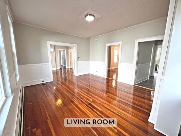 32 Pool St Unit 101, Biddeford, ME 04005