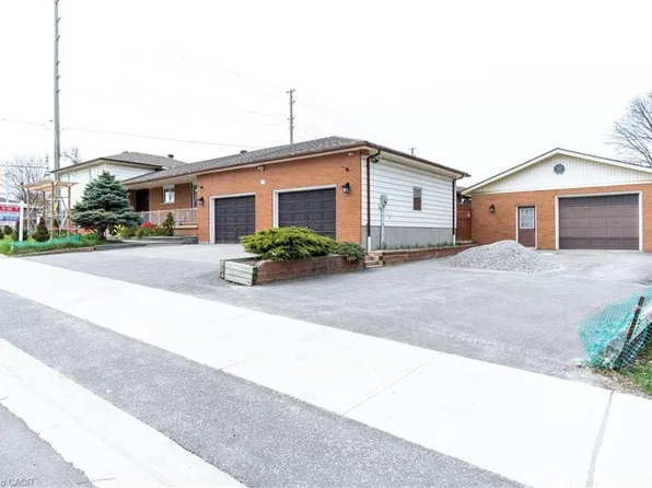 146 Harvie Rd, Barrie, ON L4N 9E3