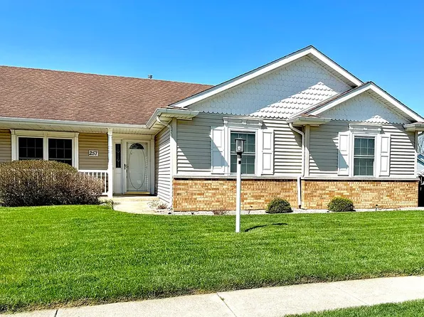 257 Willow St, Lowell, IN 46356