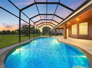 680 Mirror Lakes Ct, Lehigh Acres, FL 33974