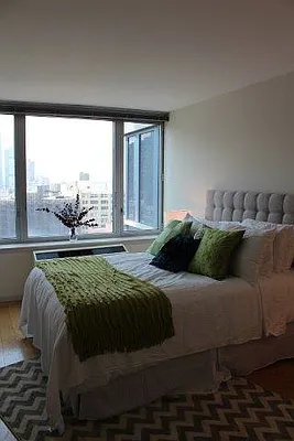 Rented by The Durst Organization | media 4