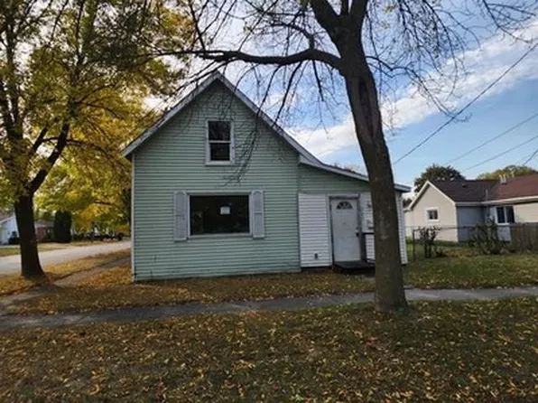 301 James St, Bay City, MI 48706