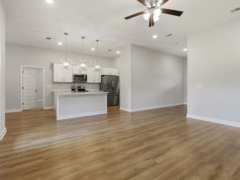6434 Kylito Cir — Photo 8