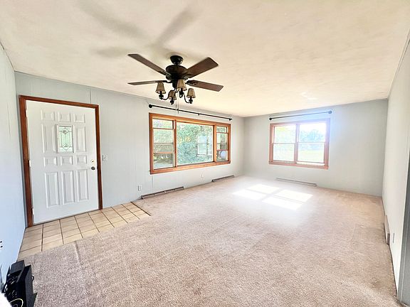 4th image of 27862 Pine Lake St