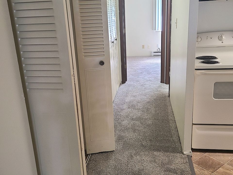 Floor to ceiling closets